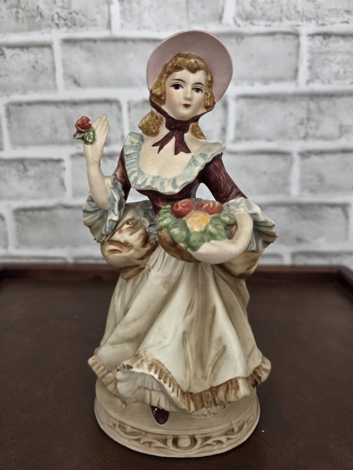 Napcoware Lady Planter - 7.5\