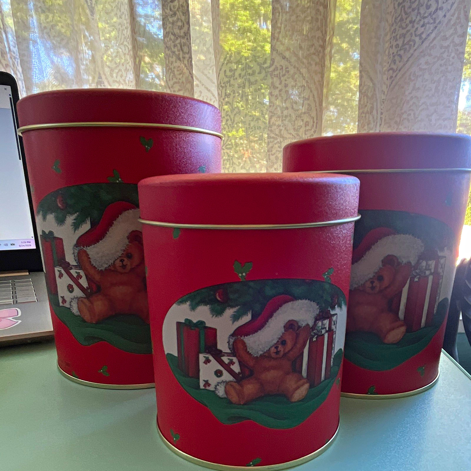 Vtg.House of Lloyd 1988 Christmas Teddy Bear Tin Canisters Set of 3 Red NOS