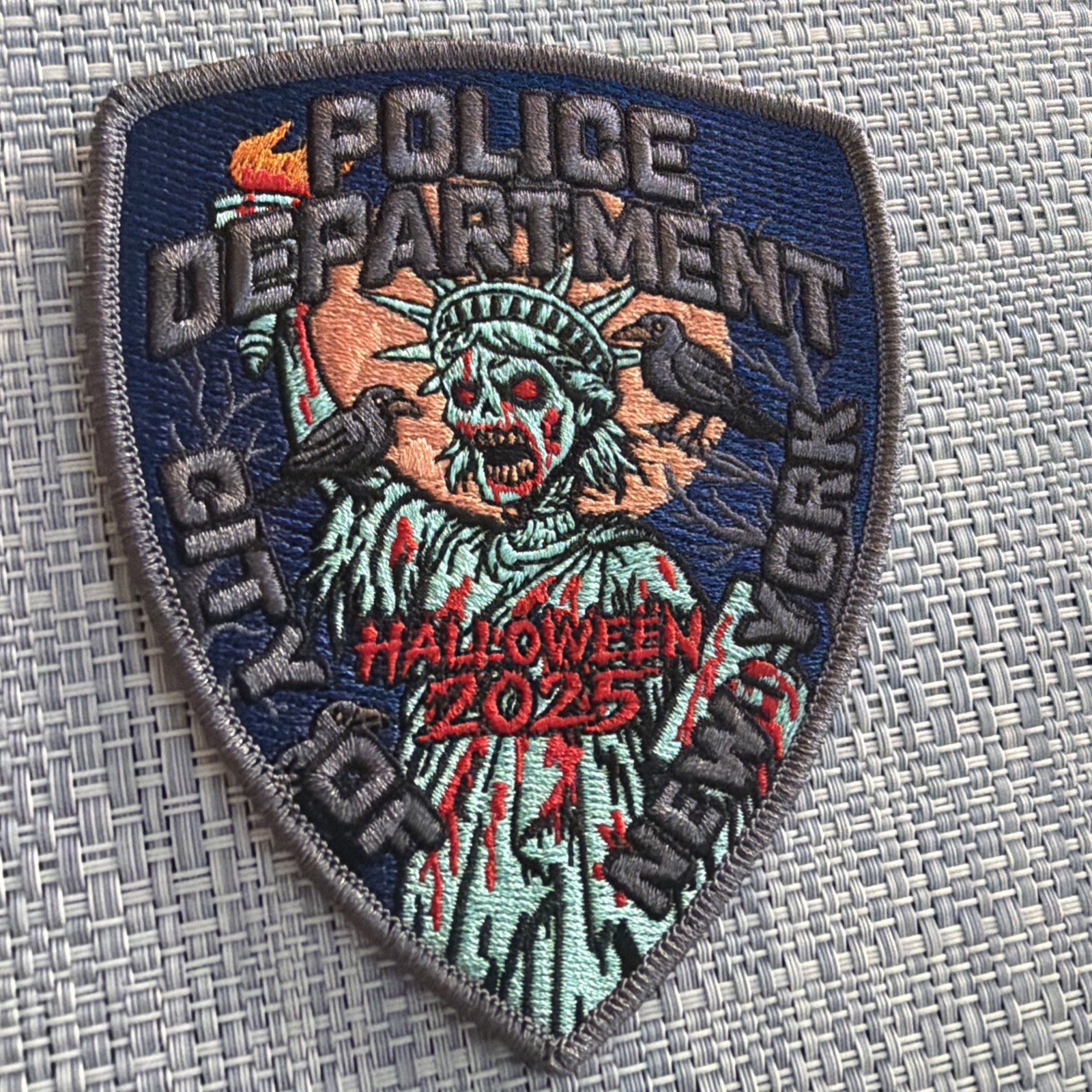 NYC POLICE DEPT HAPPY HALLOWEEN 2025 STATUTE LIBERTY SCARY PATCH NEW YORK CITY NYC POLICE DEPT HAPPY HALLOWEEN 2025 STATUTE LIBERTY SCARY PATCH NEW YORK CITY