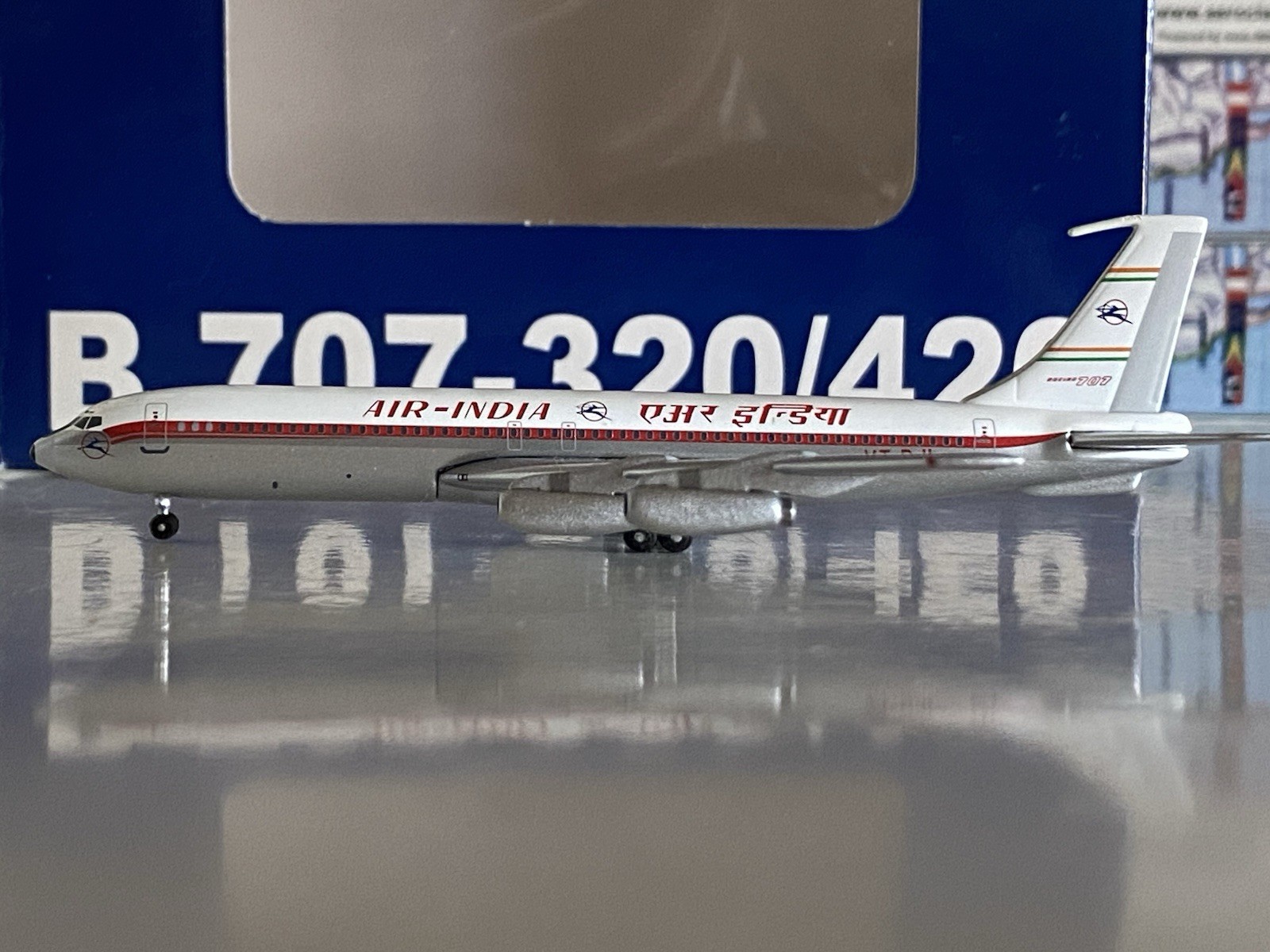 Aeroclassics Air India Boeing 707-400 1:400 VT-DJI AC18022B 1st Release