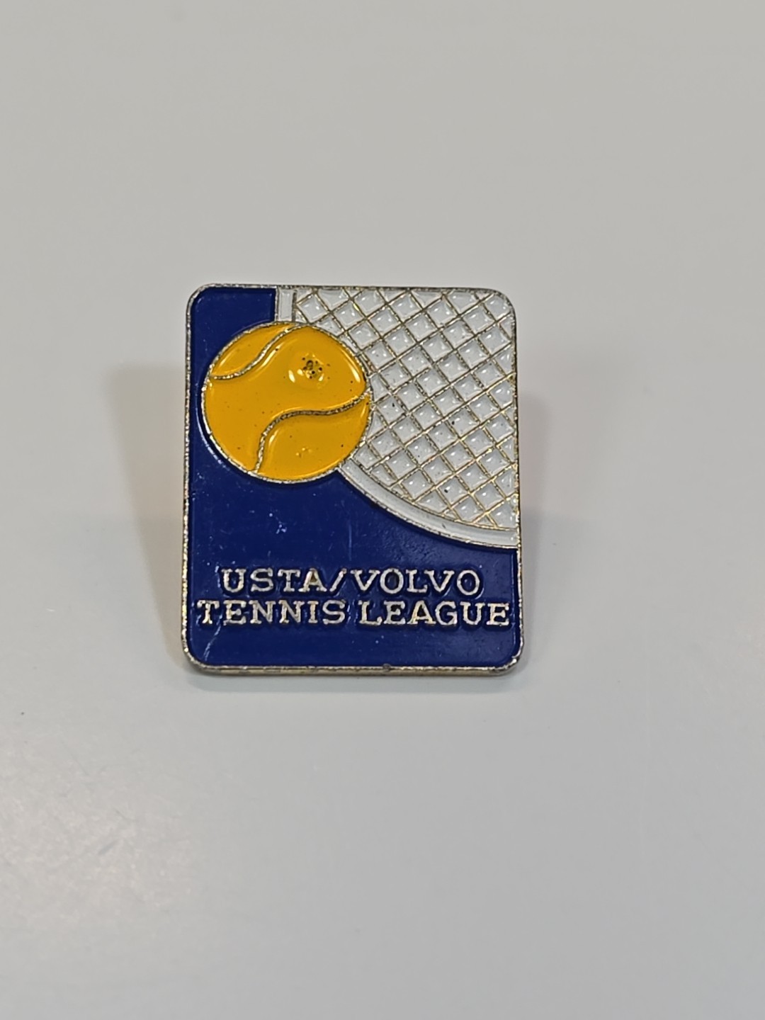 USTA/VOLVO Tennis League Lapel Pin