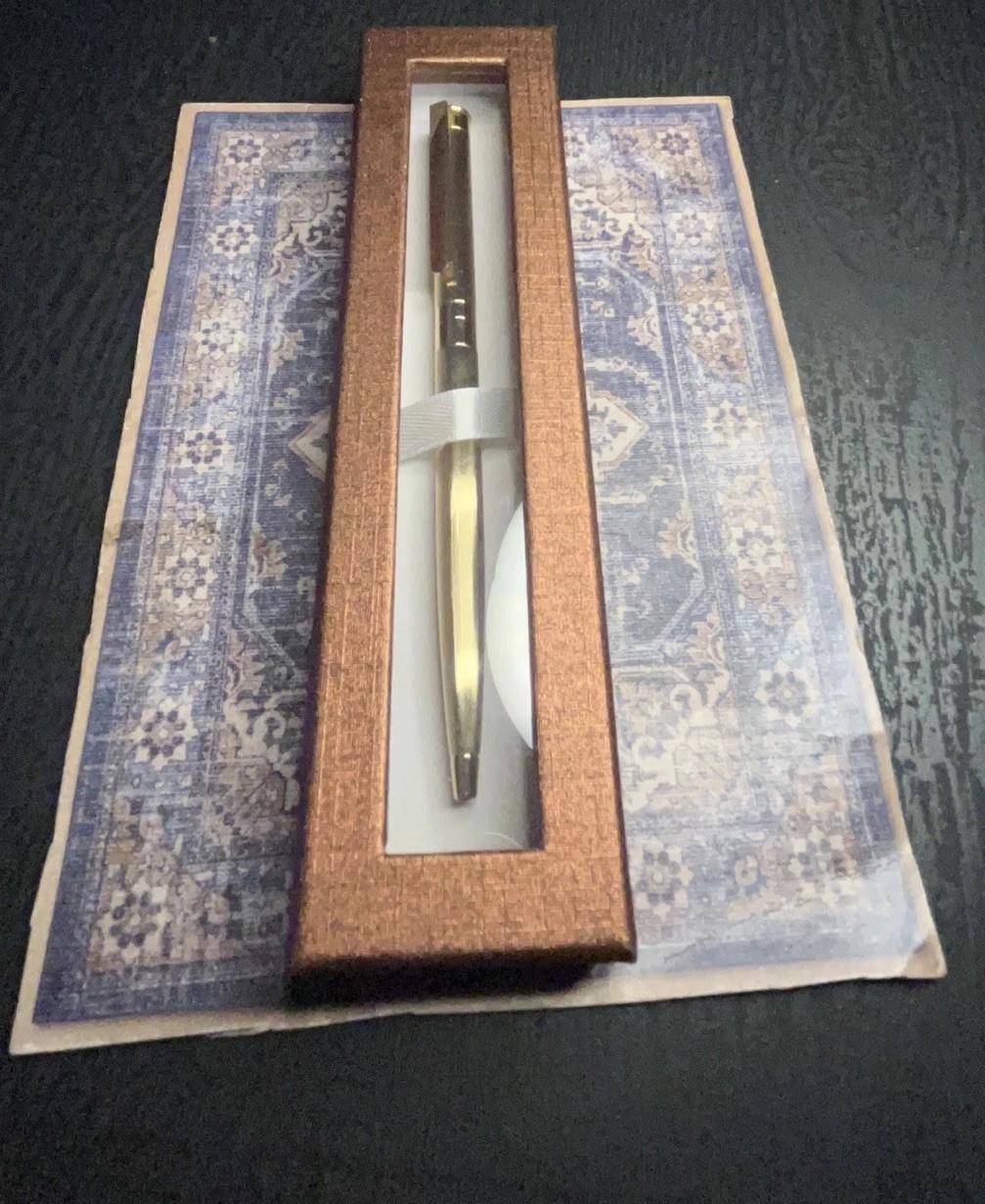 MONTBLANC VINTAGE 1980’S NOBLESSE II G/ P TWIST MECH BALLPOINT PEN ELEGANT MONTBLANC VINTAGE 1980’S NOBLESSE II G/ P TWIST MECH BALLPOINT PEN ELEGANT