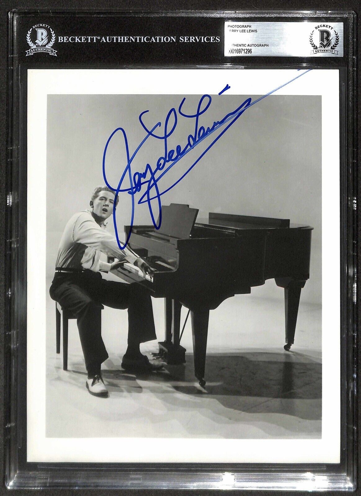 Jerry Lee Lewis Music Legend Signed 8x10 Photograph BECKETT (Grad Collection)