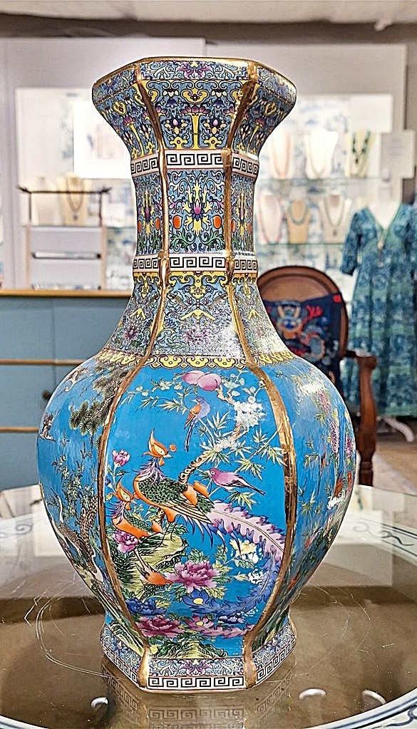 Polychrome, Teal Porcelain Baluster Chinoiserie Flower Vase. Hand Painted-13H\