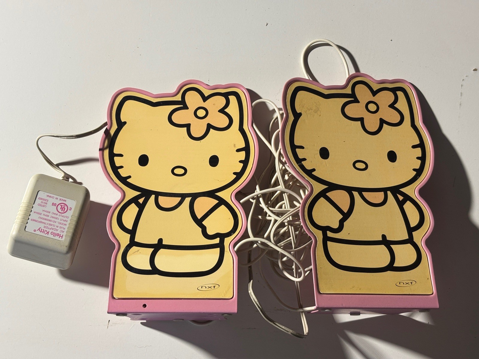 Rare Spectra Merchandising Kt4020 Hello Kitty Flat Panel Multimedia Speakers