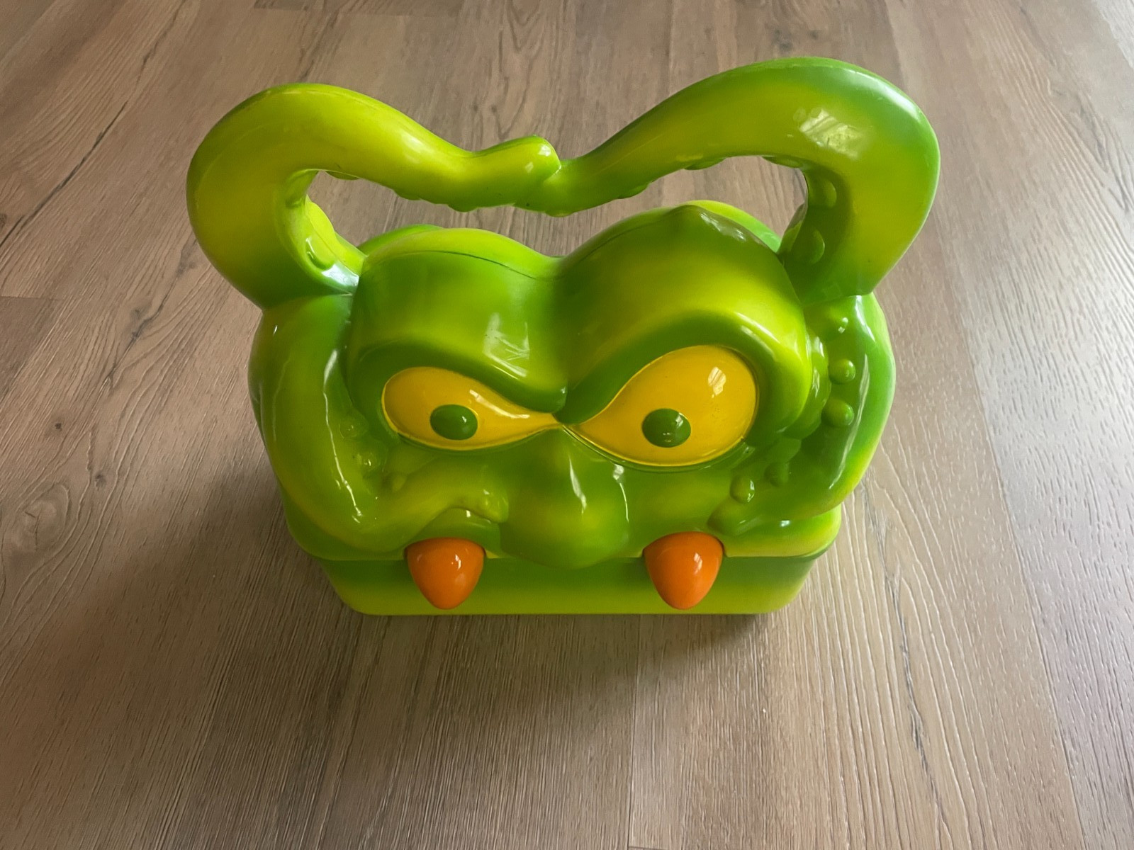 My Pet Monster Creature Features Screaming Monster Box Lunchbox Non Working Vtg.
