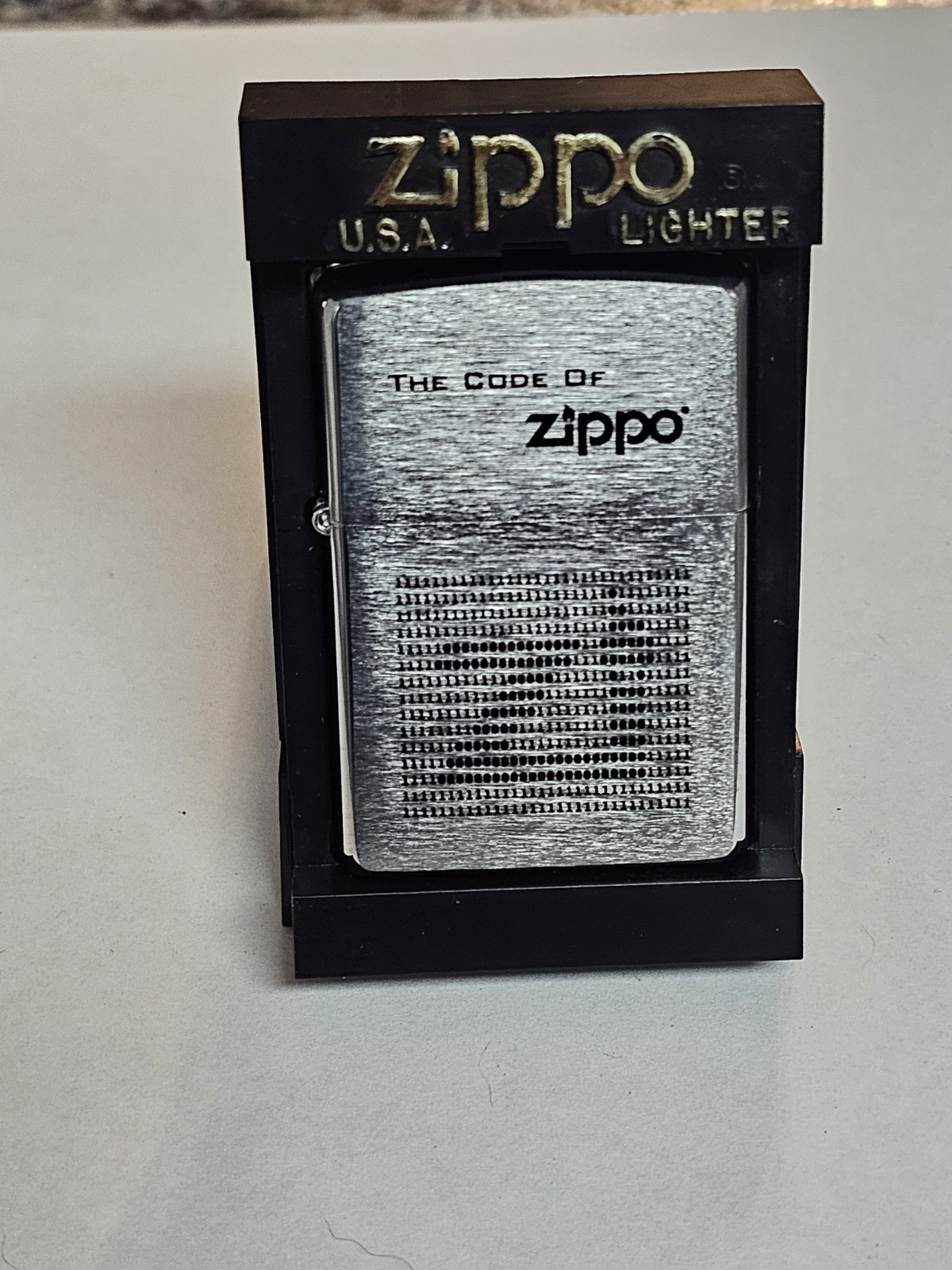 New 2002 Zippo Model 200 Code Of Zippo Zi Lighter Sealed w/ Original Box 