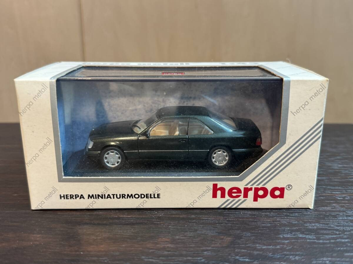 Herpa 1/43 MB E320 Coupe Malachit Model No Box [Age 13+]