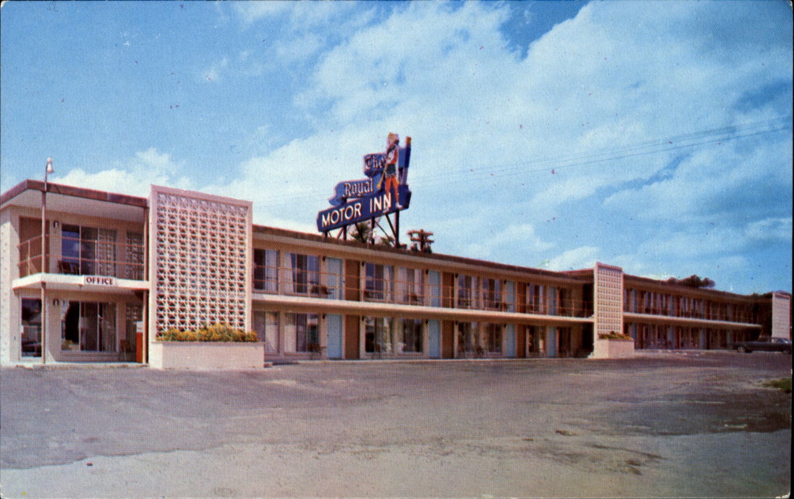 Royal Motor Inn Portland Maine ME ~ 1960s vintage postcard Royal Motor Inn Portland Maine ME ~ 1960s vintage postcard