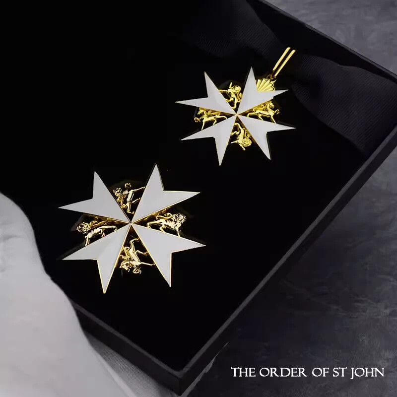 2pcs UK Knights Commander's Cross Medals The Order of St. John with Box Replica