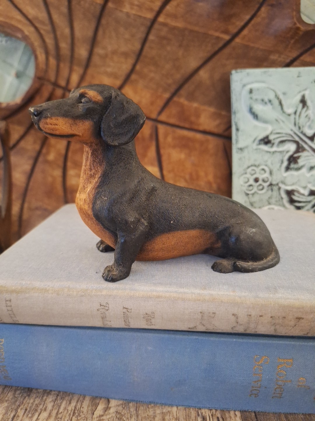 Vintage 1988 Italy Original by Castagna Sitting Black Tan Dachshund Dog Figurine