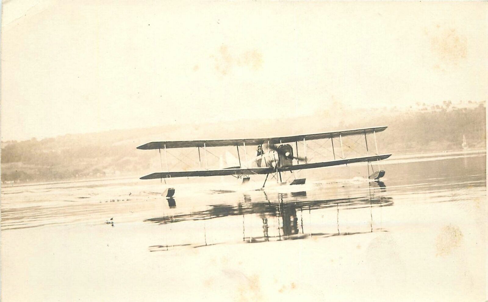 RPPC Postcard C-1910 Glen Curtiss Flying boat Hammonds Point 23-5563