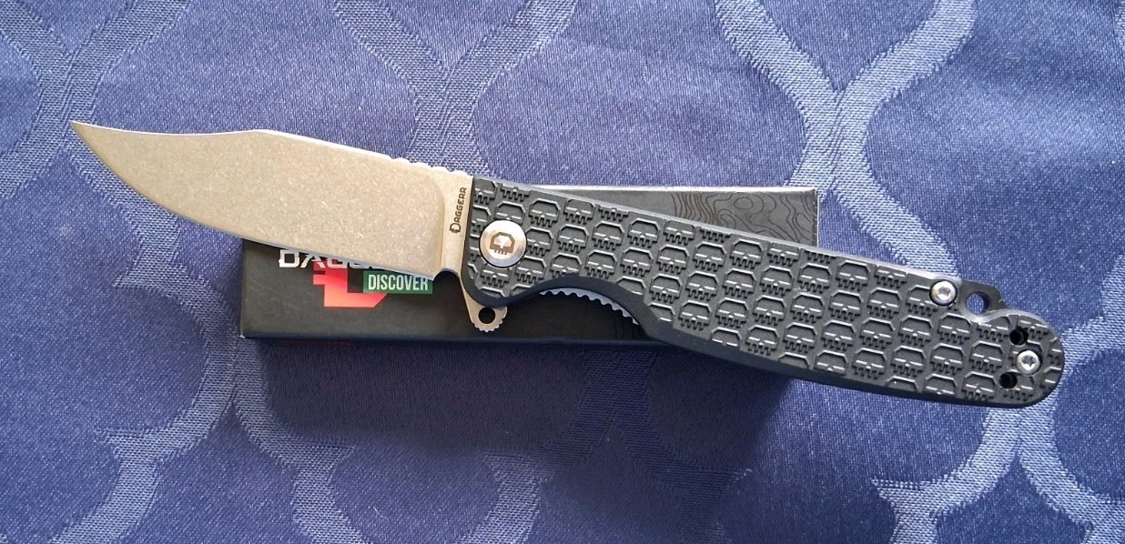 *NEW*🔥 DAGGERR-Leprechaun Flipper Knife w/FRN Handle & 8Cr14MoV Blade (LPMBKSW)