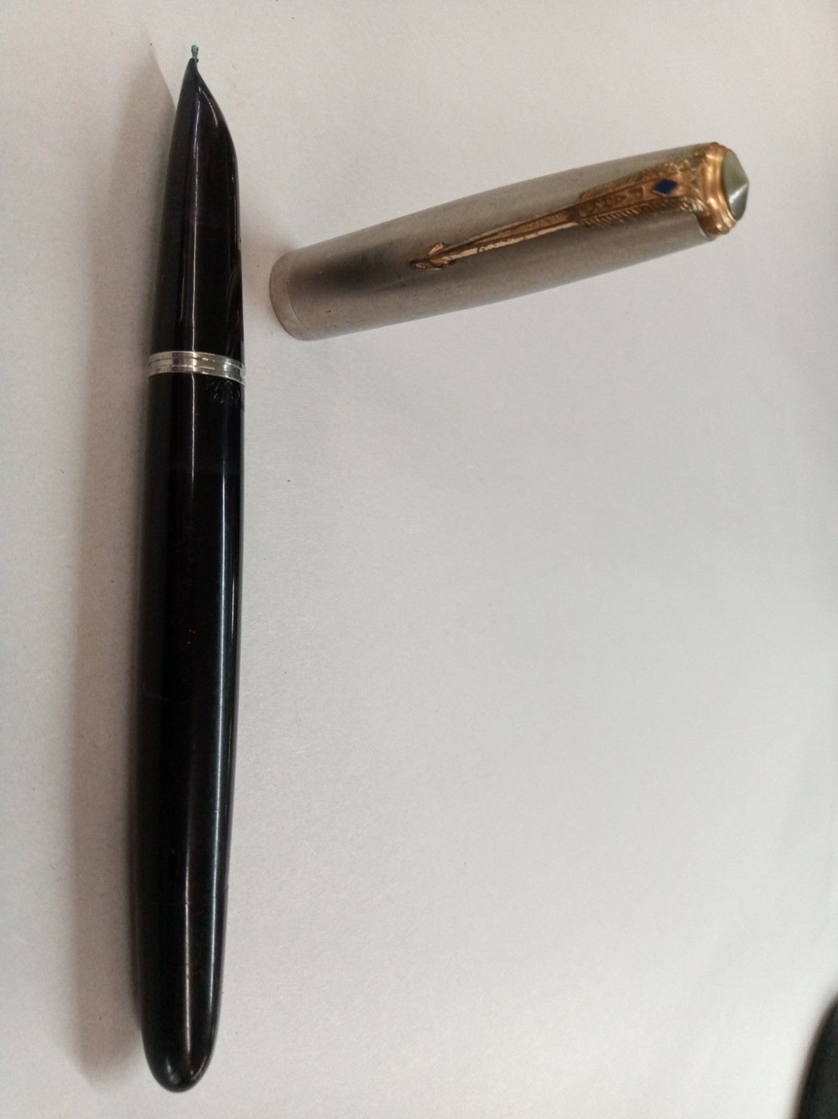 Vintage Parker 51 Fountain Pen Black Barrel W/Brushed Metal Cap
