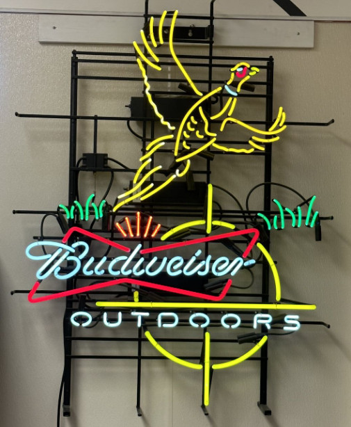 Flying Pheasant Hunters Outdoors Lager Beer 24