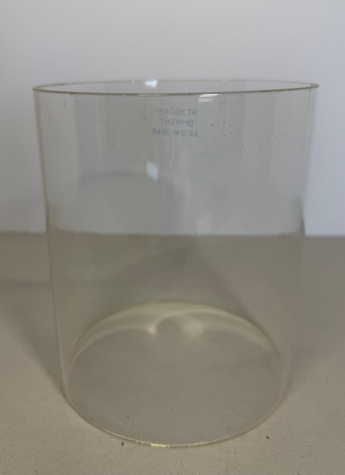 Rare MacBeth Thermo Gas Lantern Globe Great Condition 5-3/8\