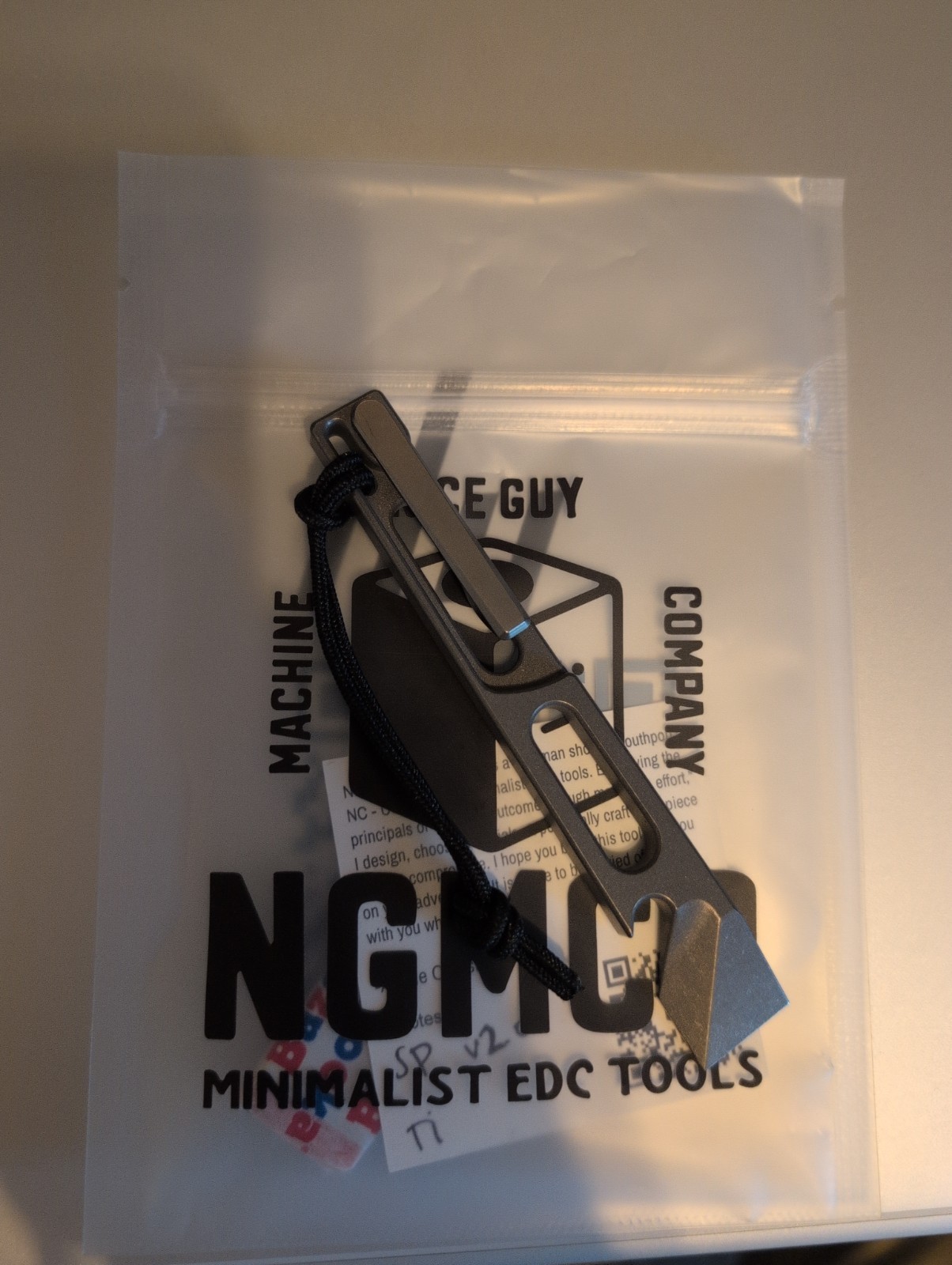 Nice Guy Machine Co. NGMC The Side Piece v2.0 Two Tone Finish Titanium Pry Bar