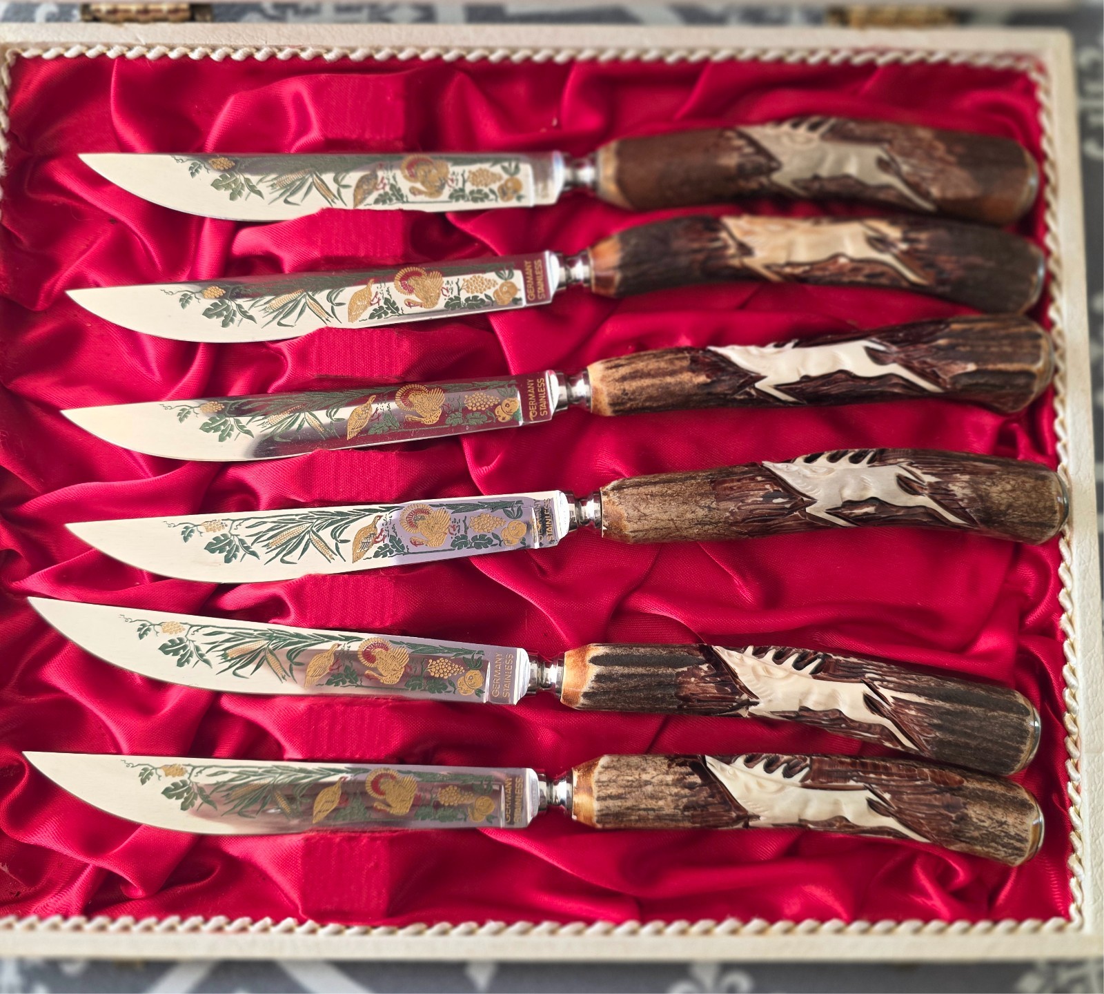 vintage 6 pirce stainless steel knife set in case made in Germany 