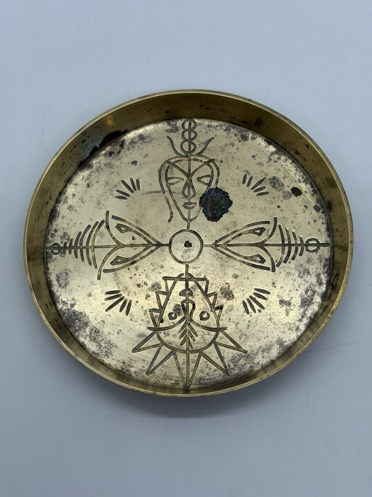 Vintage Hand Etched Brass Round Trinket Tray/Coaster  3.75\