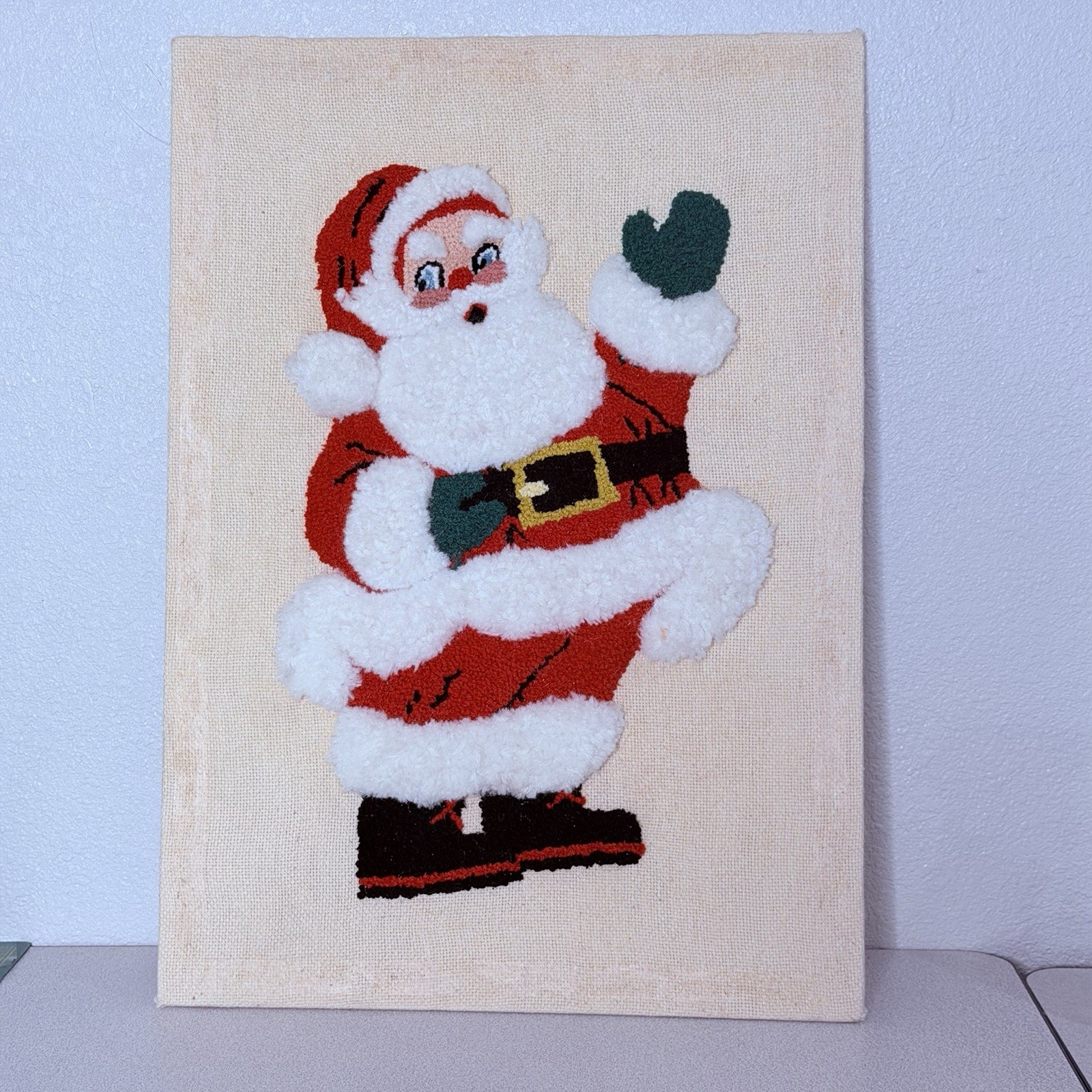 VTG 1977 Handmade Punch Needle Santa Christmas Wall Art 21x15 Tufted Yarn Burlap