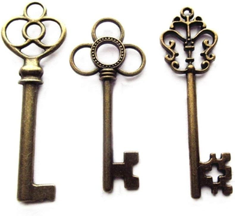 Beautiful Set of 30 Antique Bronze Skeleton Keys - Ideal for Parties or Gifts