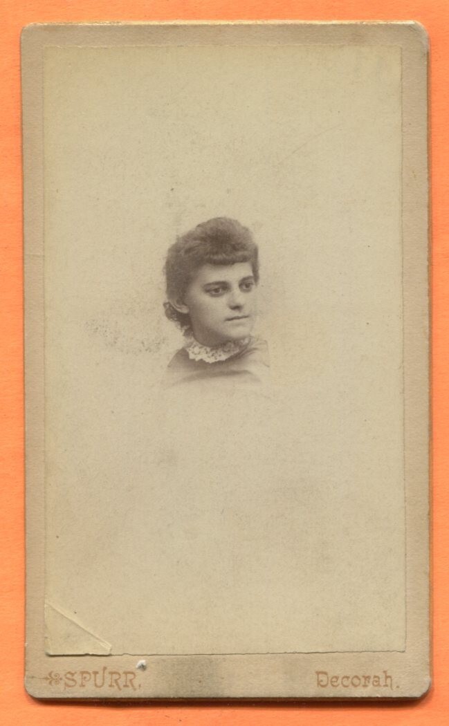 CDV Decorah, IA, Portrait of a Young Woman, by Spurr, circa 1890
