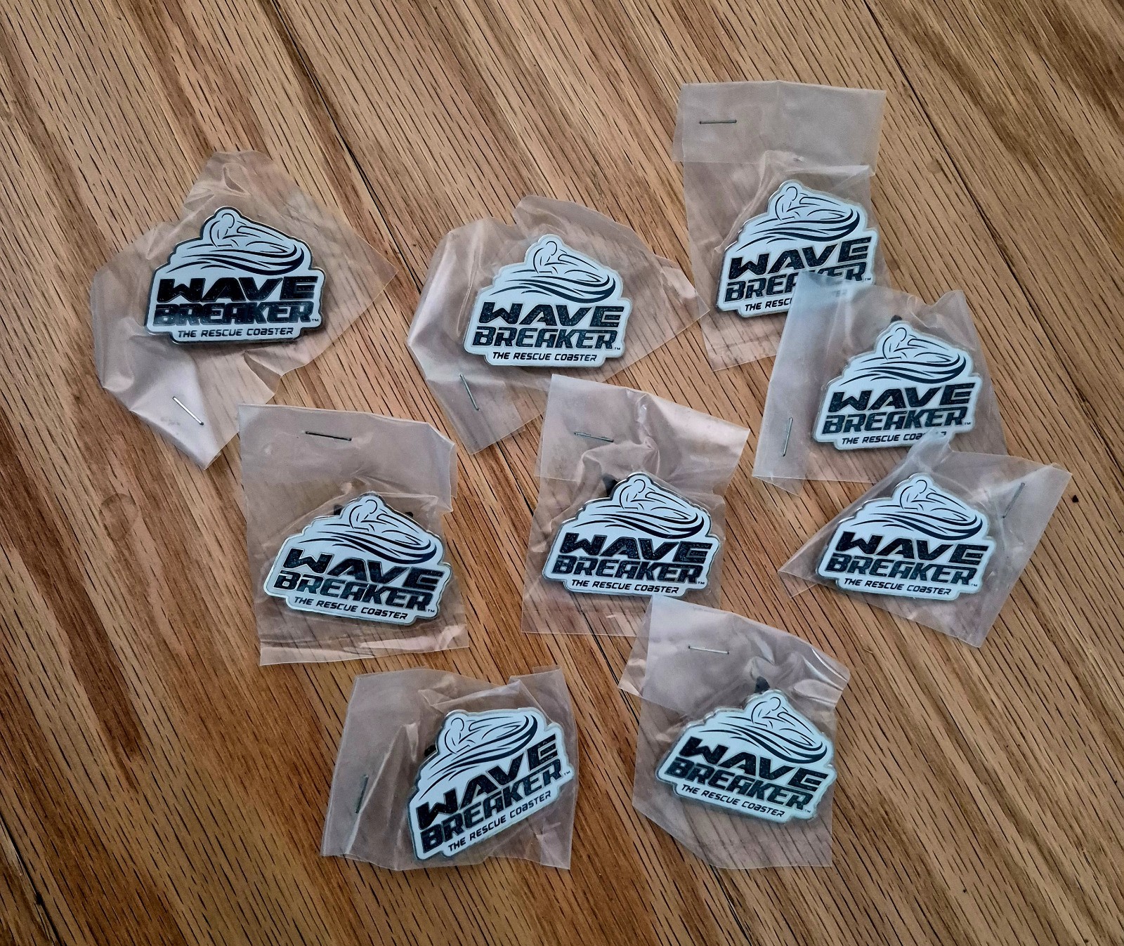 SeaWorld PASS MEMBER EXCLUSIVE “WAVE BREAKER”The Rescue Coaster Pin SeaWorld PASS MEMBER EXCLUSIVE “WAVE BREAKER”The Rescue Coaster Pin