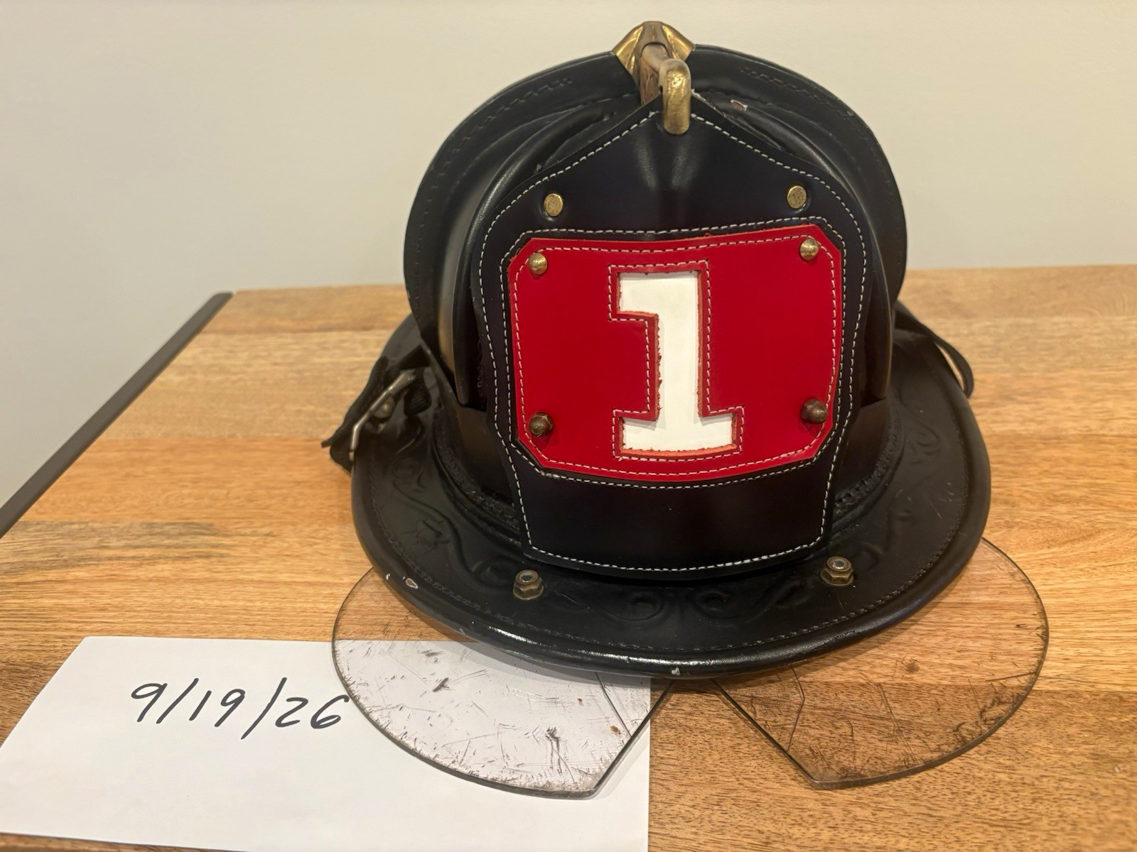 Cairns N5A Leather Helmet Med W/ Capital City Deep Suspension/ Liner 4.25