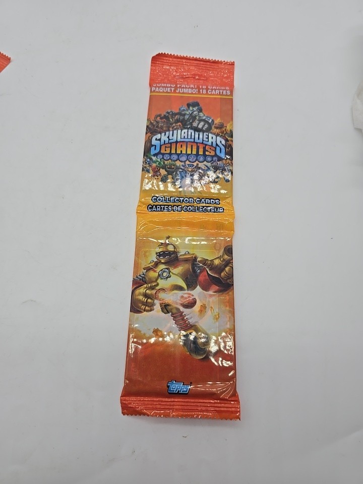 2012 Topps Skylanders Giants Collector Card Jumbo Pack 18 Cards 2012 Topps Skylanders Giants Collector Card Jumbo Pack 18 Cards