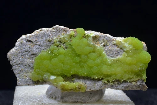 7.5g NICE Natural Pyromorphite Spherical Crystal Cluster Green Mineral China
