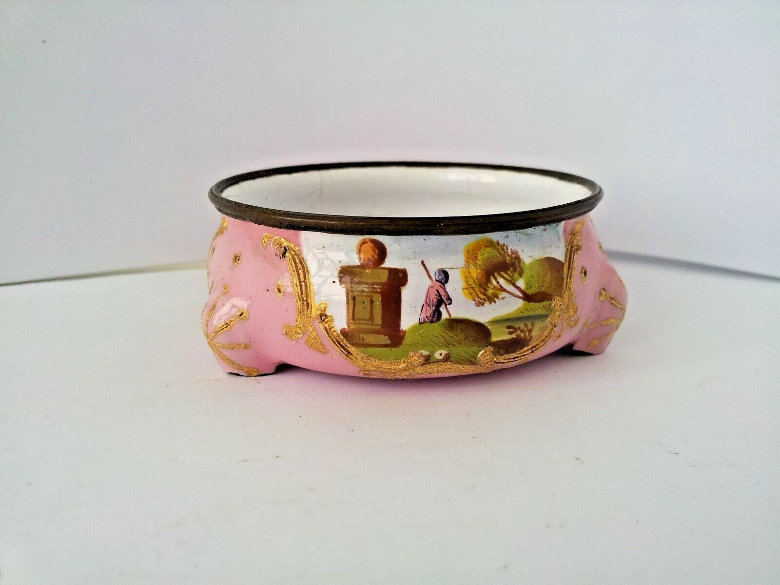  French Enameled Pink Trinket Bowl, 18th century, Gorgeous
