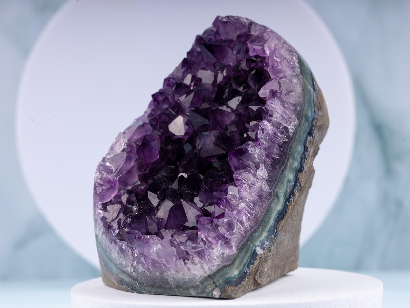 Natural Amethyst Cut Base Healing Crystals, 