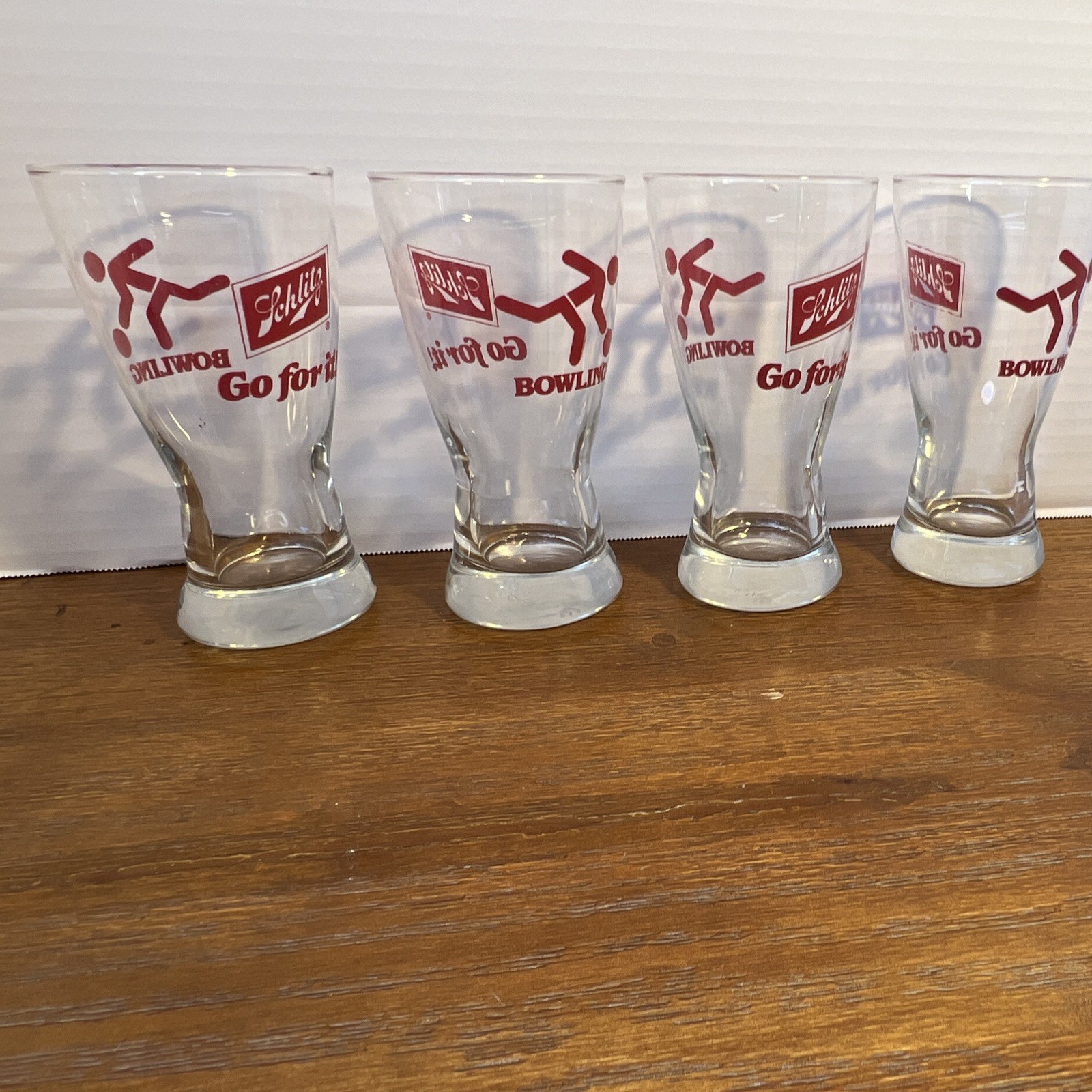 Schlitz Go for it Bowling Beer Glasses Set of 4 Red Graphics Breweriana