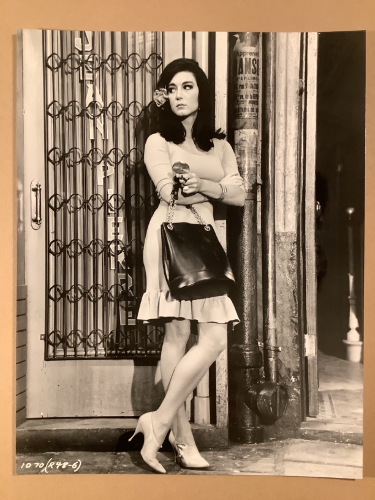Rare pinup photo sexy actress Julie Payne street walker “Irma la Douce” 1963