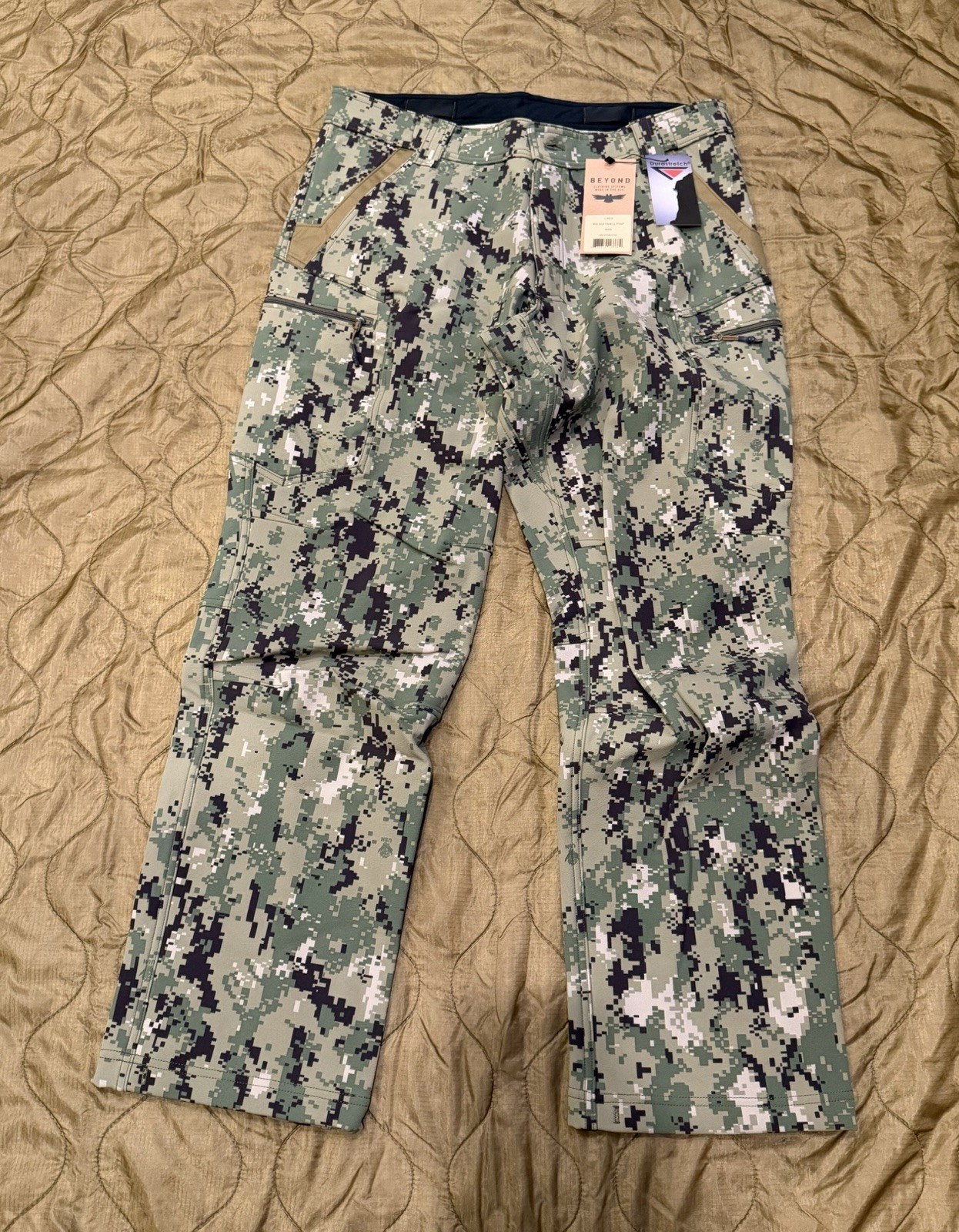 Beyond Clothing A5 Rig Softshell Pant Fleece Lined - Large Reg - AOR2 NWU3