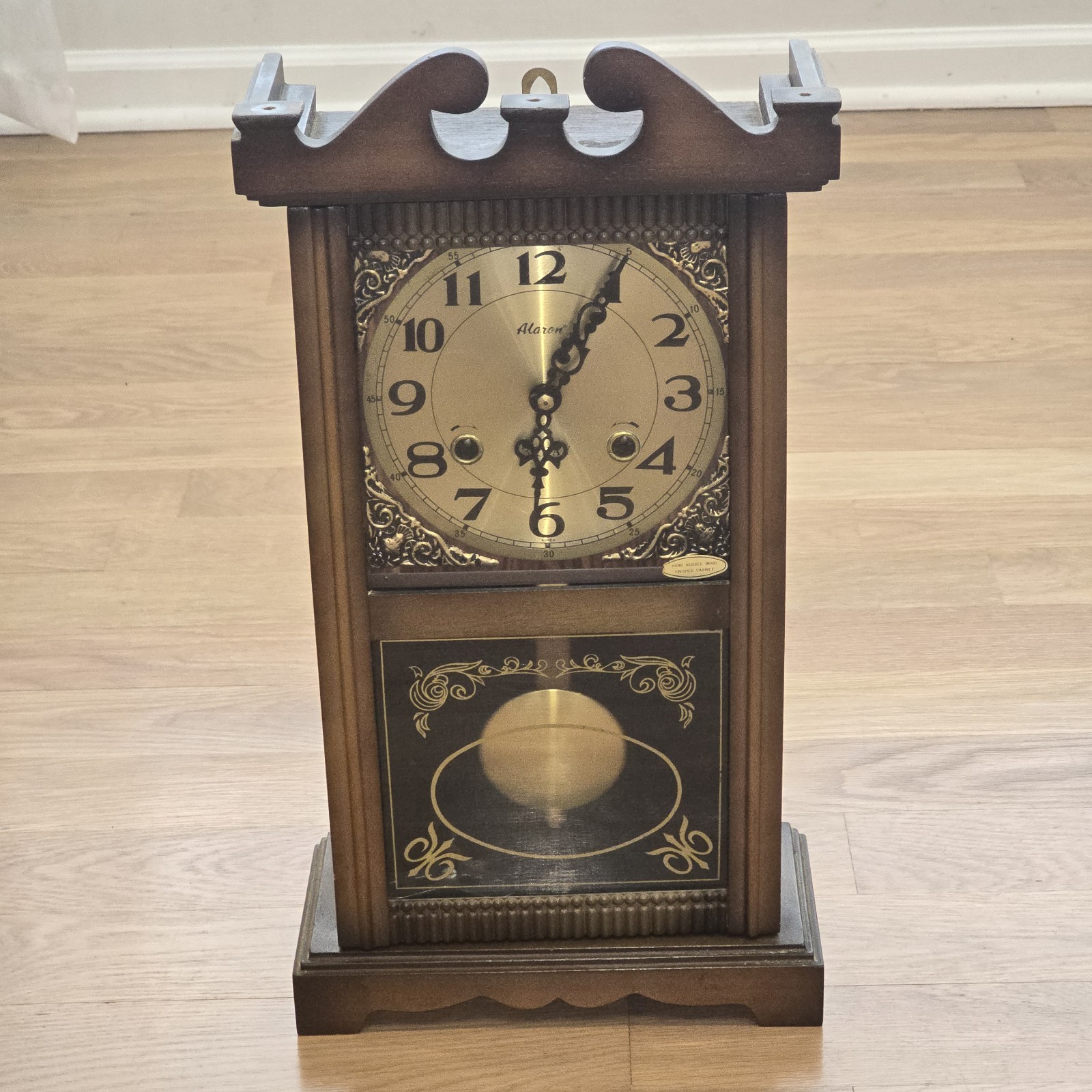 Vintage Alaron 31-Day Mechanical Wall Clock Korea – Wood, Glass, With Key Vintage Alaron 31-Day Mechanical Wall Clock Korea – Wood, Glass, With Key