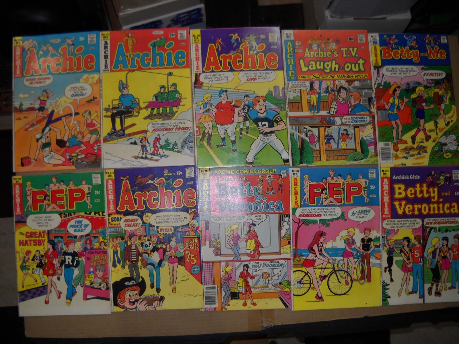 10 More Archie Betty Veronica Pep Betty & Me TV Laugh Out Comics VFN VERY FINE