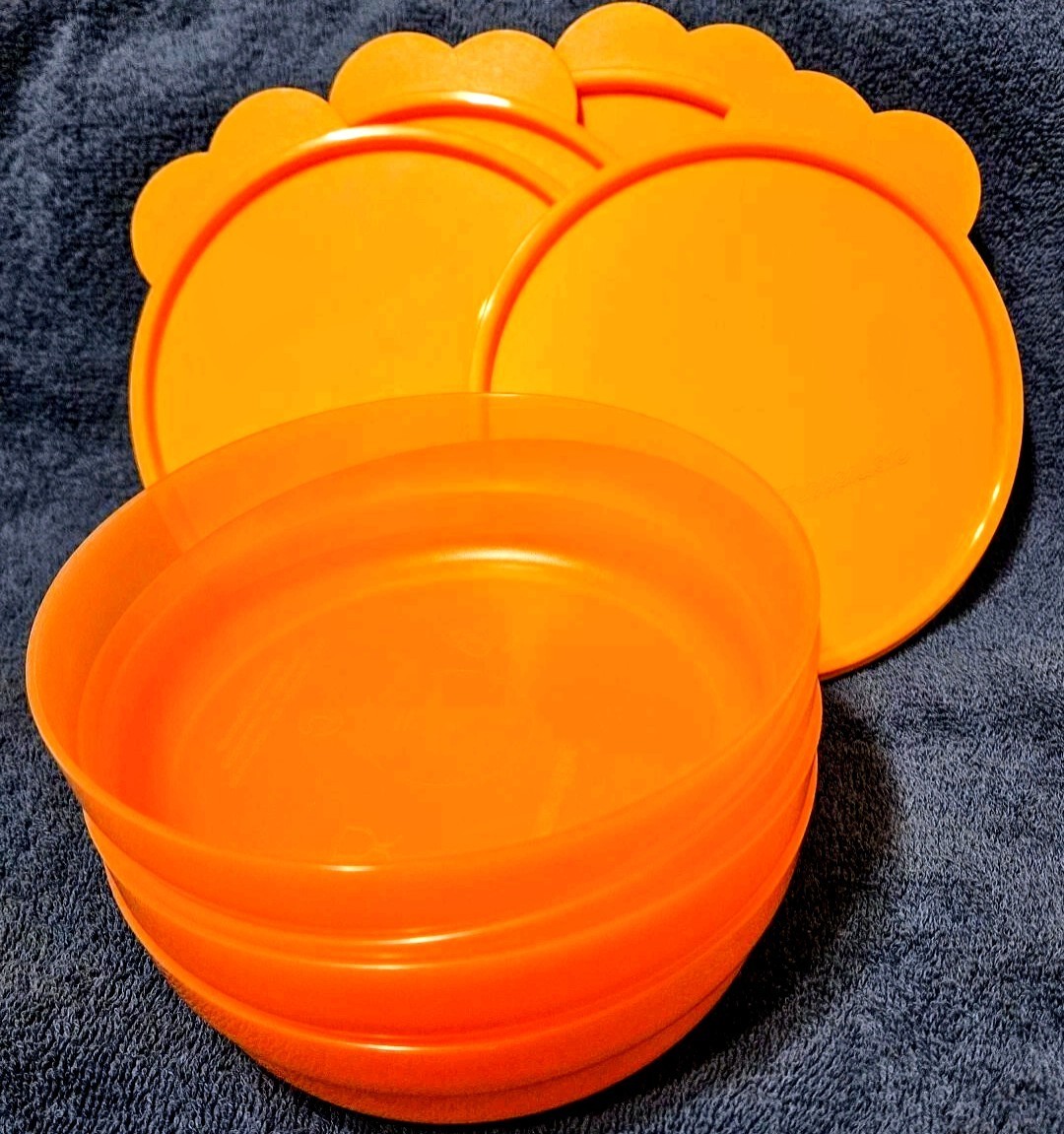  SALE Tupperware WONDER Cereal Bowls 4 PC BRIGHT ORANGE SEALS 3 CUPS EA BPA FRE