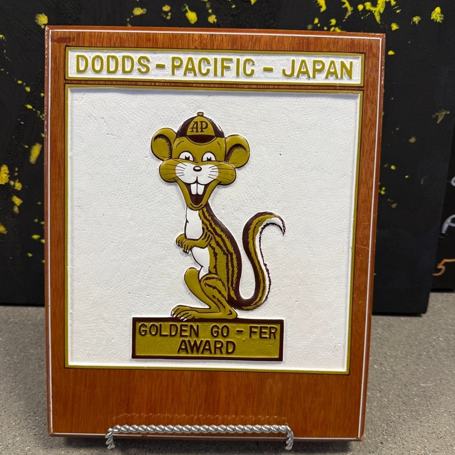 Vintage Dodds Pacific Japan Golden Go-Fer Award Plaque Wood Metal 1960s AP