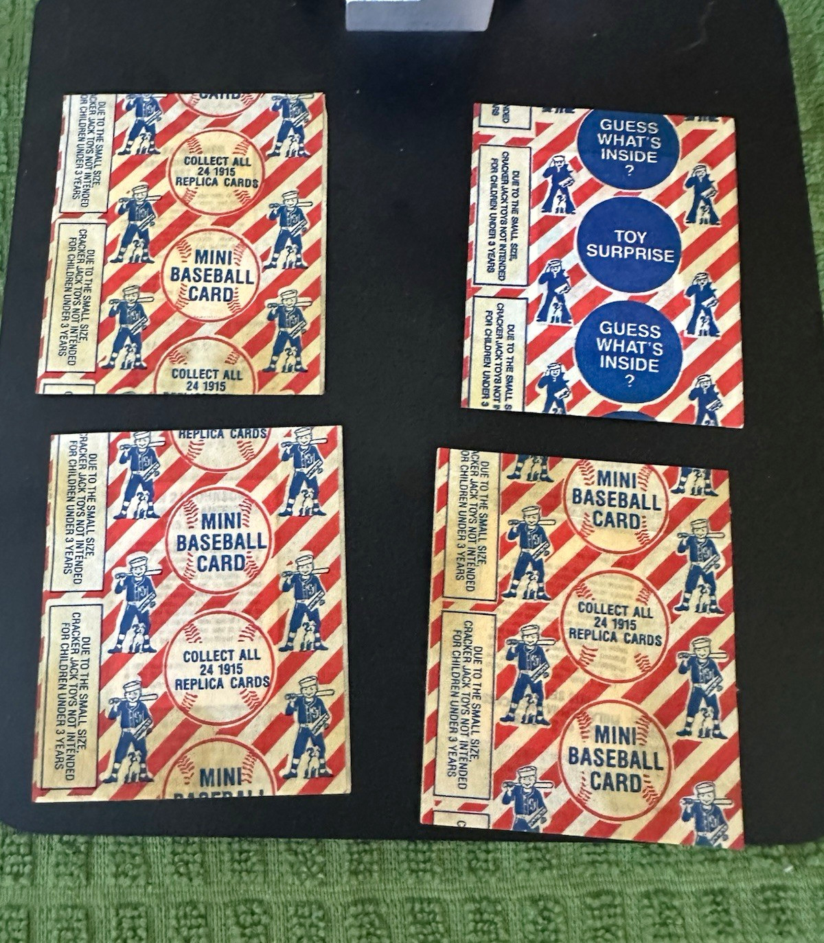Cracker Jack 1915 Reproduction 3 Mini Baseball Cards unopened and regular prize 