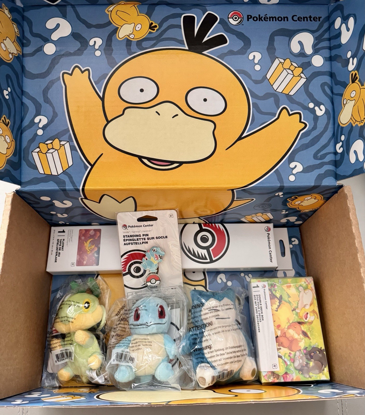 2026 Pokemon Center Special Delivery Box, Dreamy Dragonite Playmat “NO CARDS”