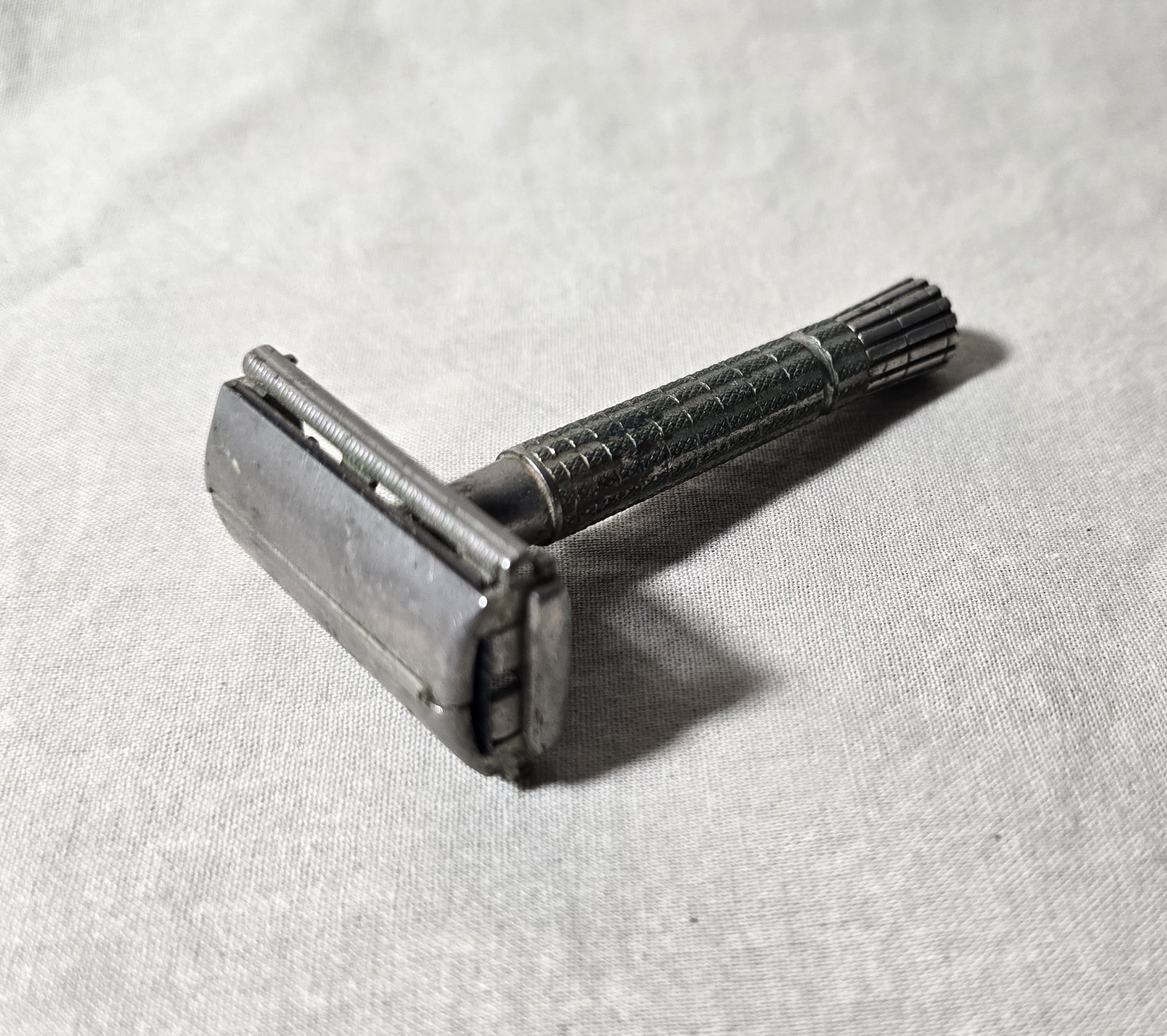 Vintage Gillette Flare Tip Super Speed Safety Razor 1966