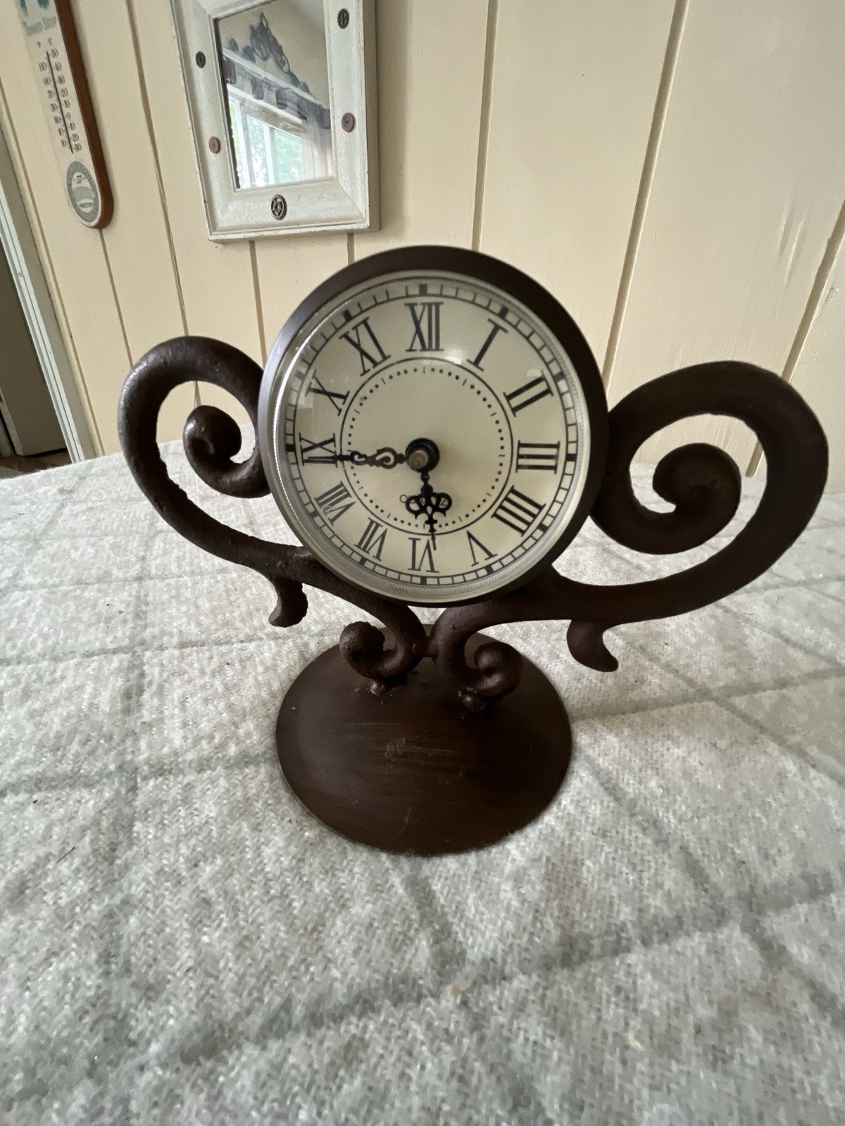 Sweet Little Métal Mantle Clock Sweet Little Métal Mantle Clock