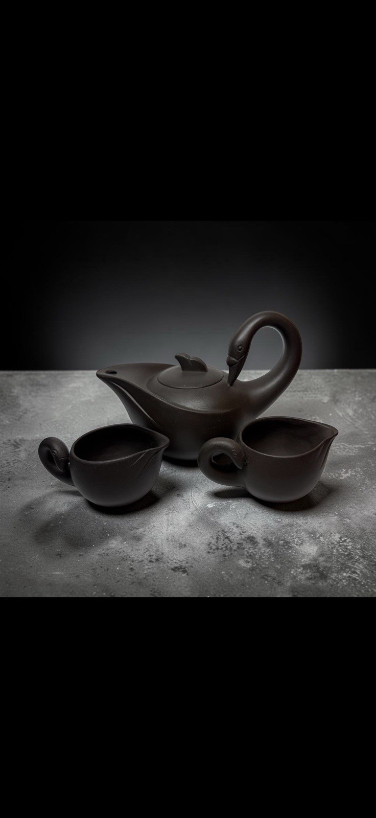 Yixing Zisha clay teapot and creamer set with swan-shaped handles
