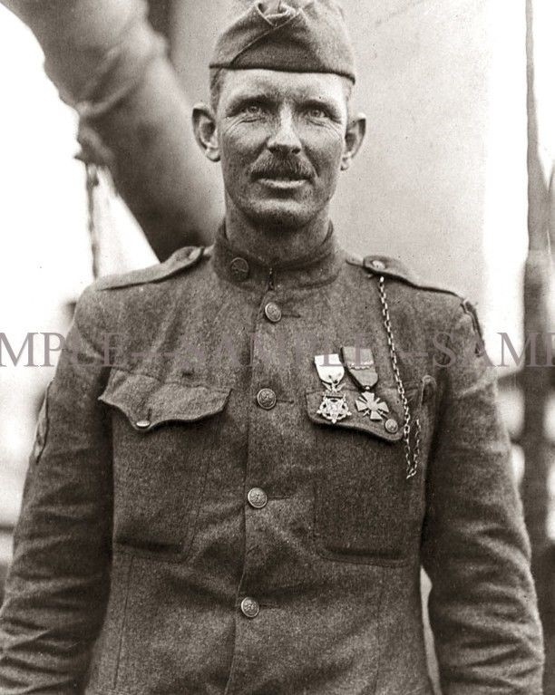 WW1 HERO & MEDAL WINNER SGT. ALVIN YORK PHOTO (148-r )