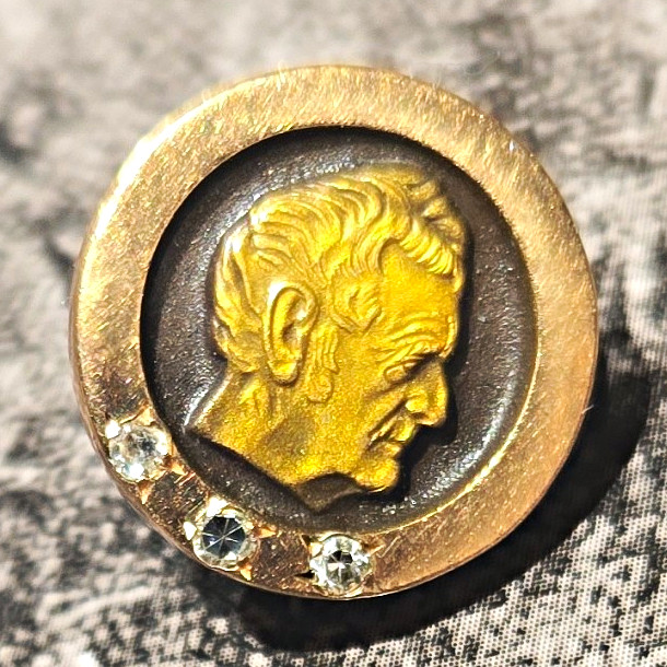 Vintage Small Gold-Tone Round Portrait Pinback Button / Pinback Badge