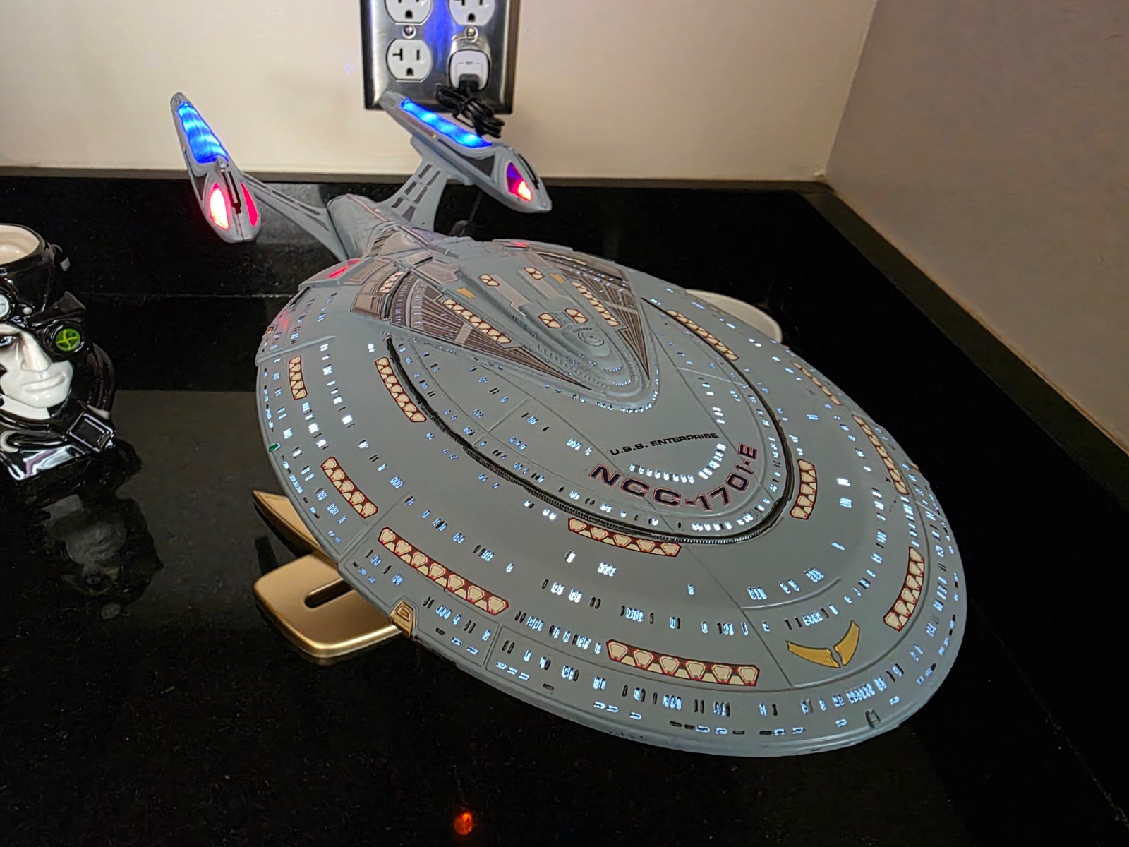 Handmade Star Trek USS Enterprise 1701E First Contact model prop ship with light