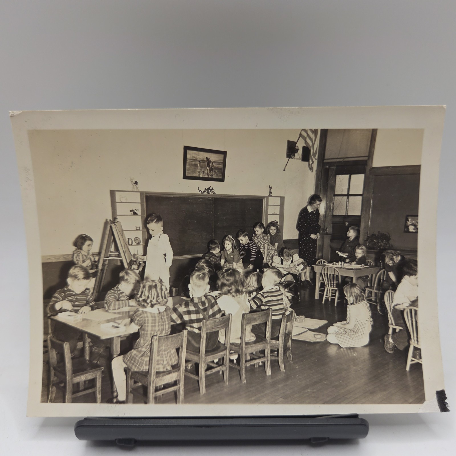 Vintage 1930s North Dakota Candid Classroom Scene Elementary Jozef Israëls Art