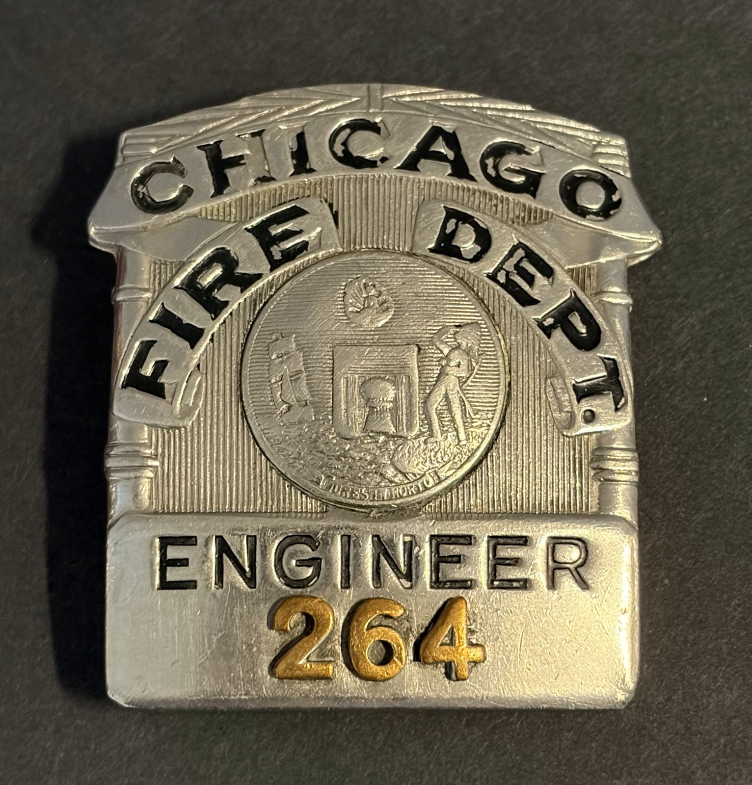 Obsolete Antique Chicago, Illinois Fire Department Engineer Badge #264 CH Hanson
