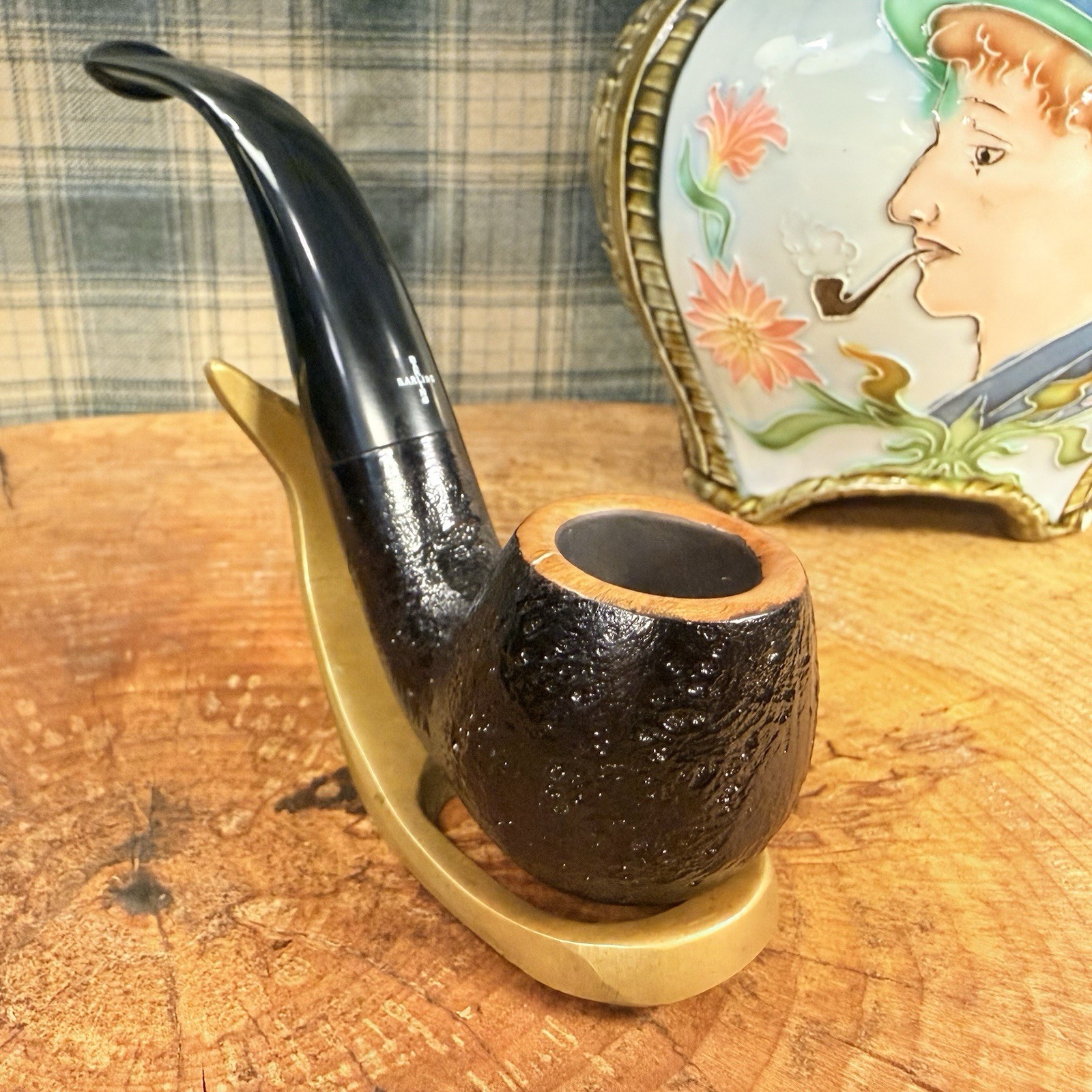NEW Old Stock Pristine BARLING “Escort” Blasted Black Finish Estate Tobac Pipe
